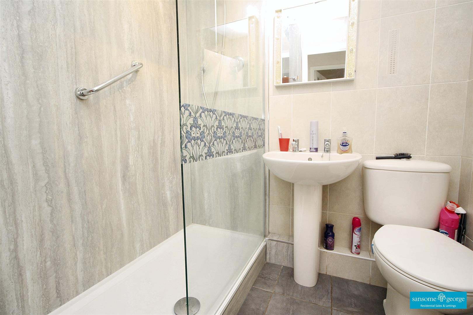 Sheraton Drive, Tilehurst, Reading